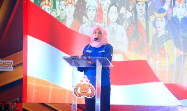 Mahasiswa-Beri-Apresiasi-Polri-Berpredikat-Lembaga-Bercitra-Baik-Versi-Litbang-Kompas