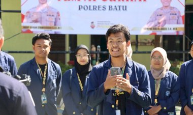 Kelompok-KKN-Mahasiswa-IPB-Apresiasi-Polres-Batu-Atas-Program-Jumat-Curhat-Door-to-door