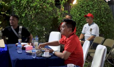 Polres-Probolinggo-Gelar-Piramida,-Nobar-Final-Piala-AFF-U-19-Rawat-Sinergitas-Bersama-Media