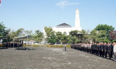 Polresta-Sidoarjo-Gelar-Upacara-Bela-Negara-Ke-76