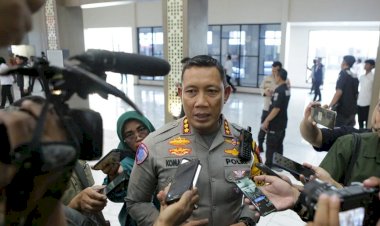 Polda-Jatim-Perketat-Pengamanan-Malam-Pergantian-Tahun-Baru,-Sejumlah-Titik-Dilakukan-Penyekatan