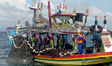 Polisi-Amankan-Tiga-Kapal-Bolga-yang-Melanggar-Batas-Wilayah-Tangkap-Ikan-di-Probolinggo