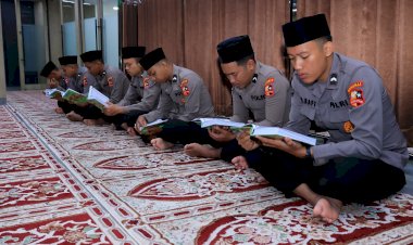 Divhumas-Polri-Tebar-Keberkahan-Lewat-Pengajian-dan-Khataman-Rutin